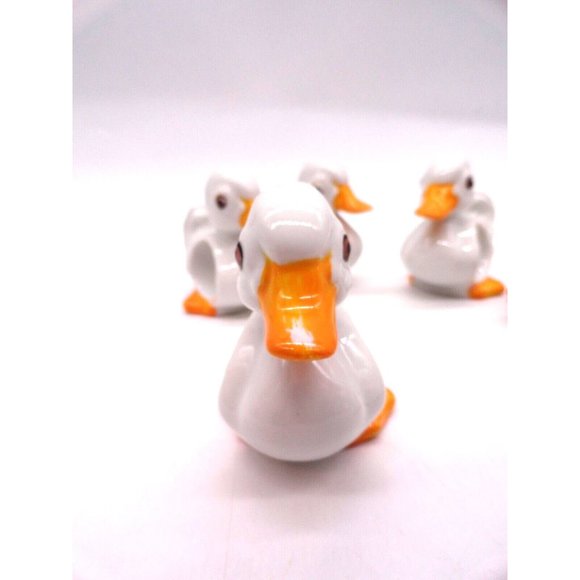 White Ceramic Porcelain Duck Napkin Holder Ring Set of 8 Vintage Lego Taiwan - Picture 5 of 5